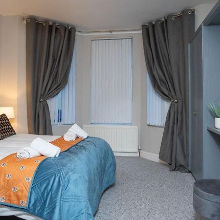 1 Bdr Apartment At Queens Uni By Belfast City Breaks Экстерьер фото