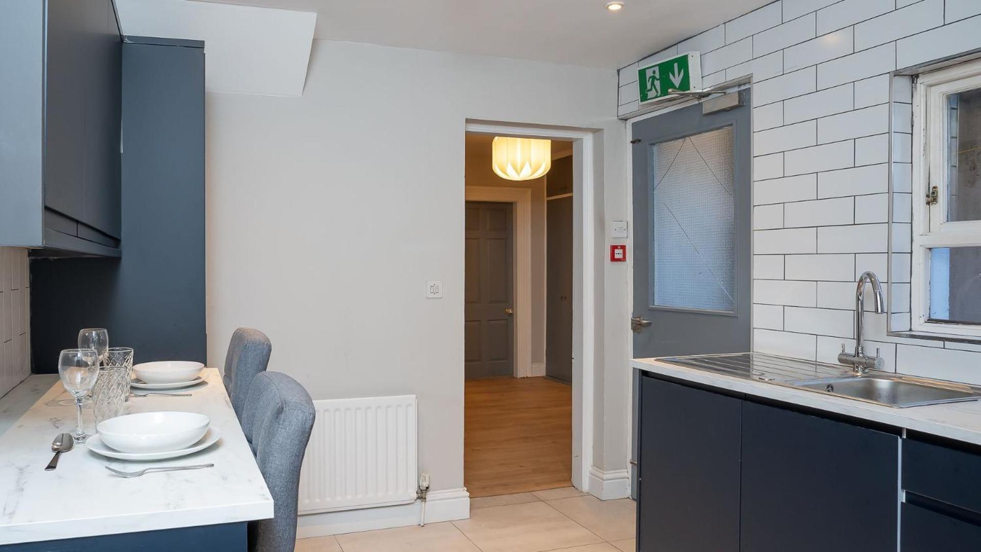 1 Bdr Apartment At Queens Uni By Belfast City Breaks Экстерьер фото