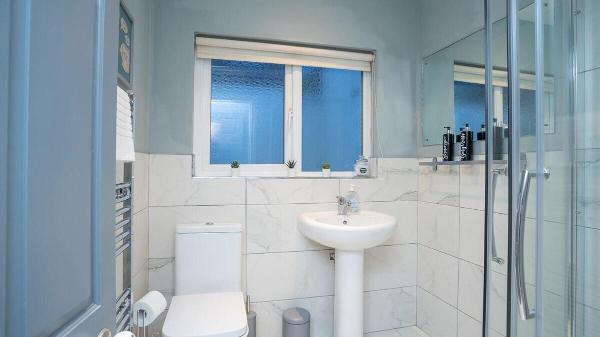 1 Bdr Apartment At Queens Uni By Belfast City Breaks Экстерьер фото