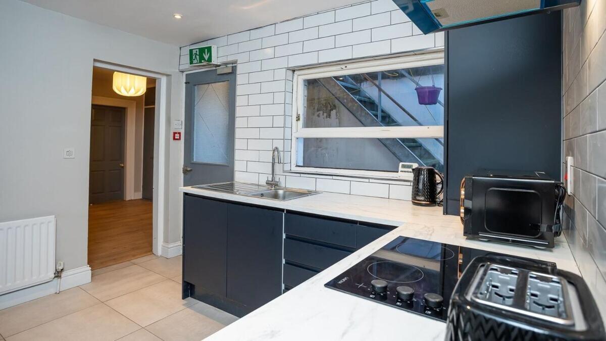1 Bdr Apartment At Queens Uni By Belfast City Breaks Экстерьер фото