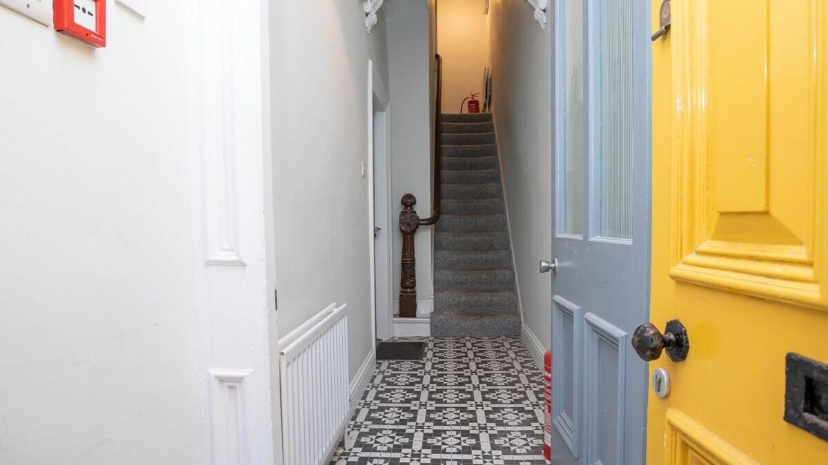 1 Bdr Apartment At Queens Uni By Belfast City Breaks Экстерьер фото