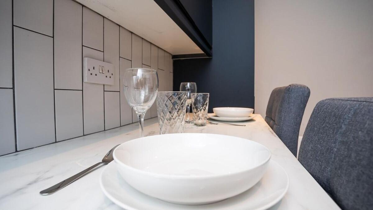 1 Bdr Apartment At Queens Uni By Belfast City Breaks Экстерьер фото